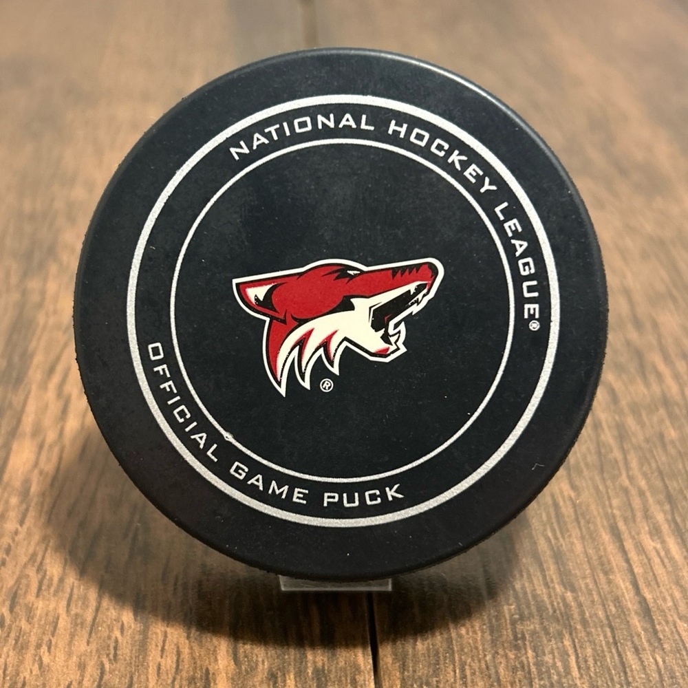 Arizona Coyotes Rondelle De Match Official Game Puck National Hockey League NHL